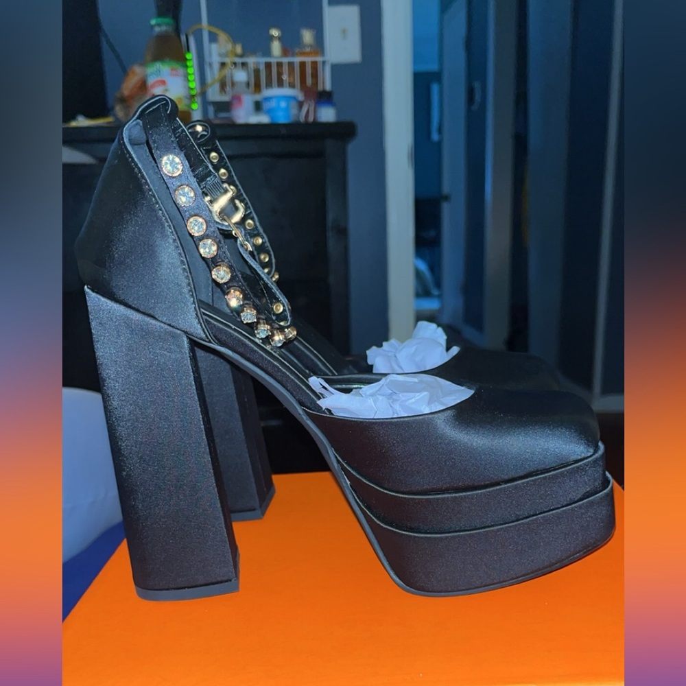 Black Platform Heels Size 8